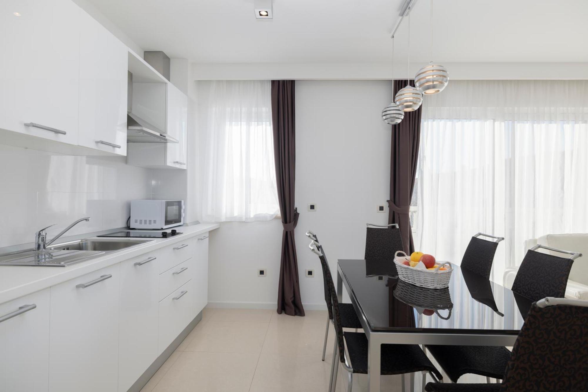 Villa 3M Tučepi Buitenkant foto