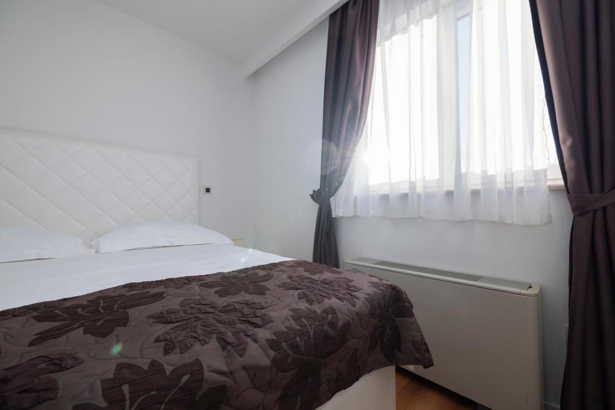 Villa 3M Tučepi Buitenkant foto