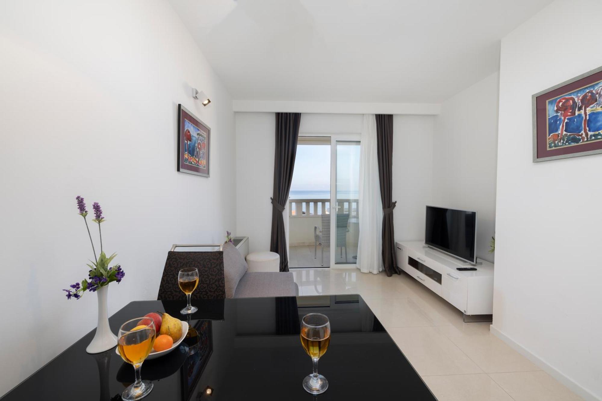 Villa 3M Tučepi Buitenkant foto